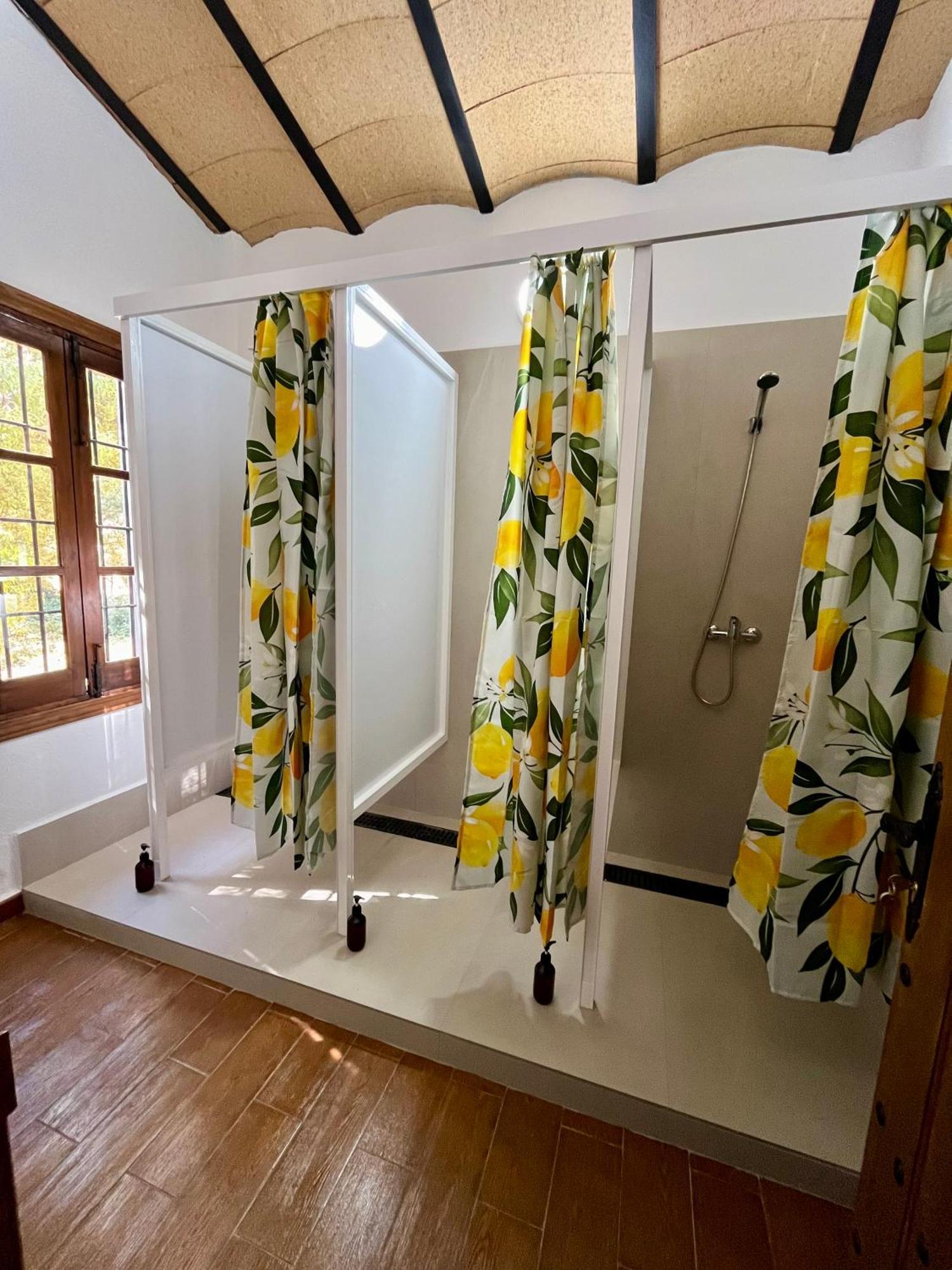 El Patio Del Molino - Hostal Rural บิยานูเอวาเดลตราบูโก ภายนอก รูปภาพ