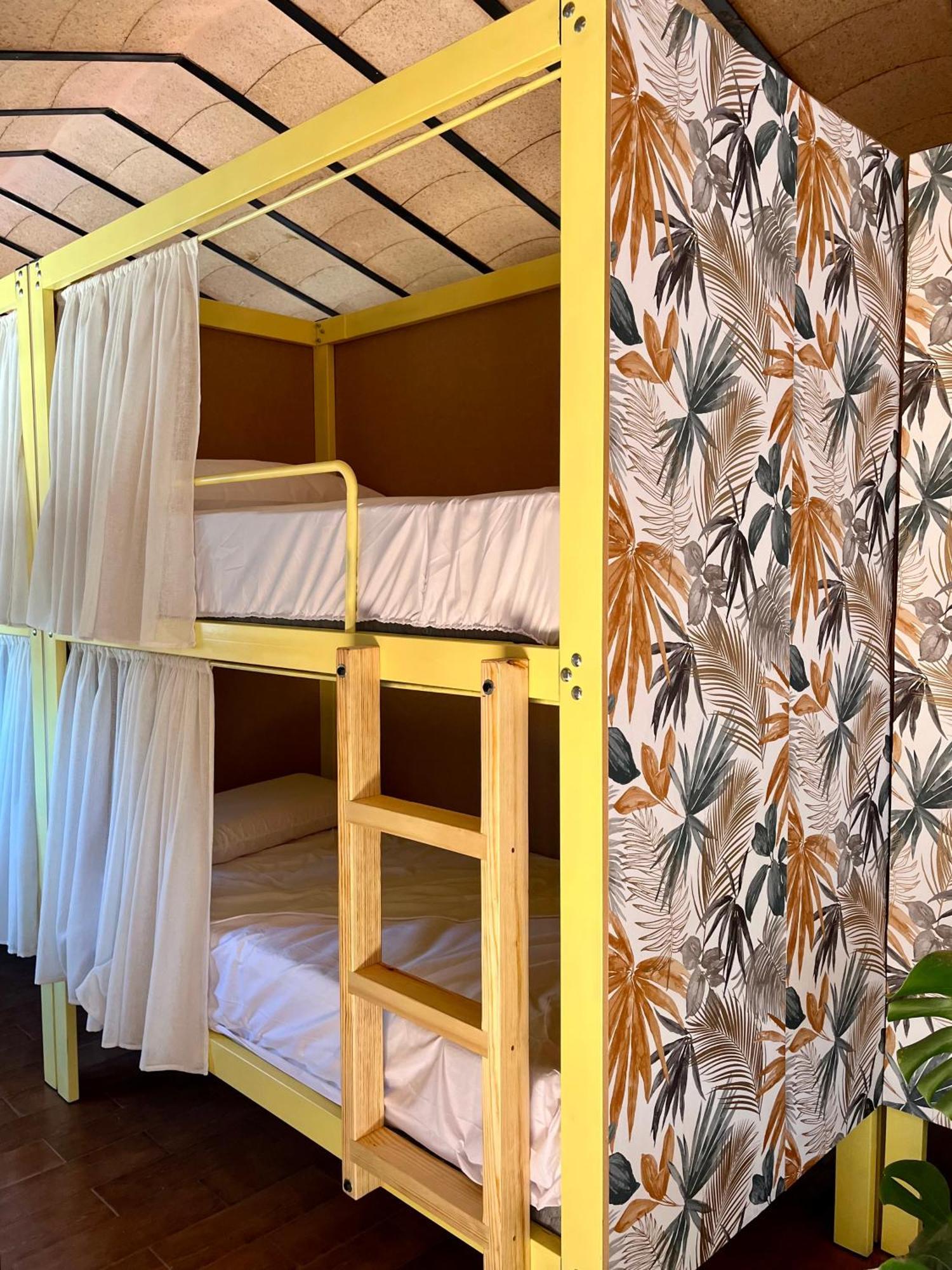 El Patio Del Molino - Hostal Rural บิยานูเอวาเดลตราบูโก ภายนอก รูปภาพ
