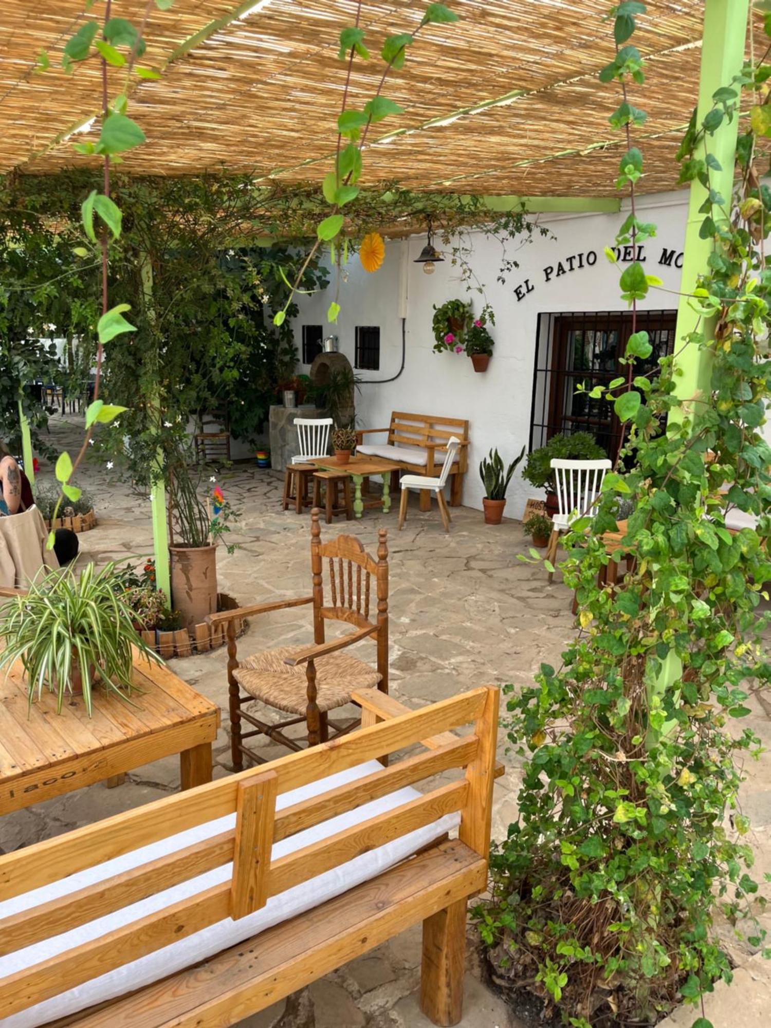 El Patio Del Molino - Hostal Rural บิยานูเอวาเดลตราบูโก ภายนอก รูปภาพ